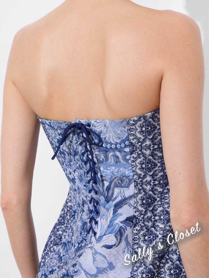 ❣️25新作 新品♡ Alice+Olivia 青花柄ミニワンピース♡　660