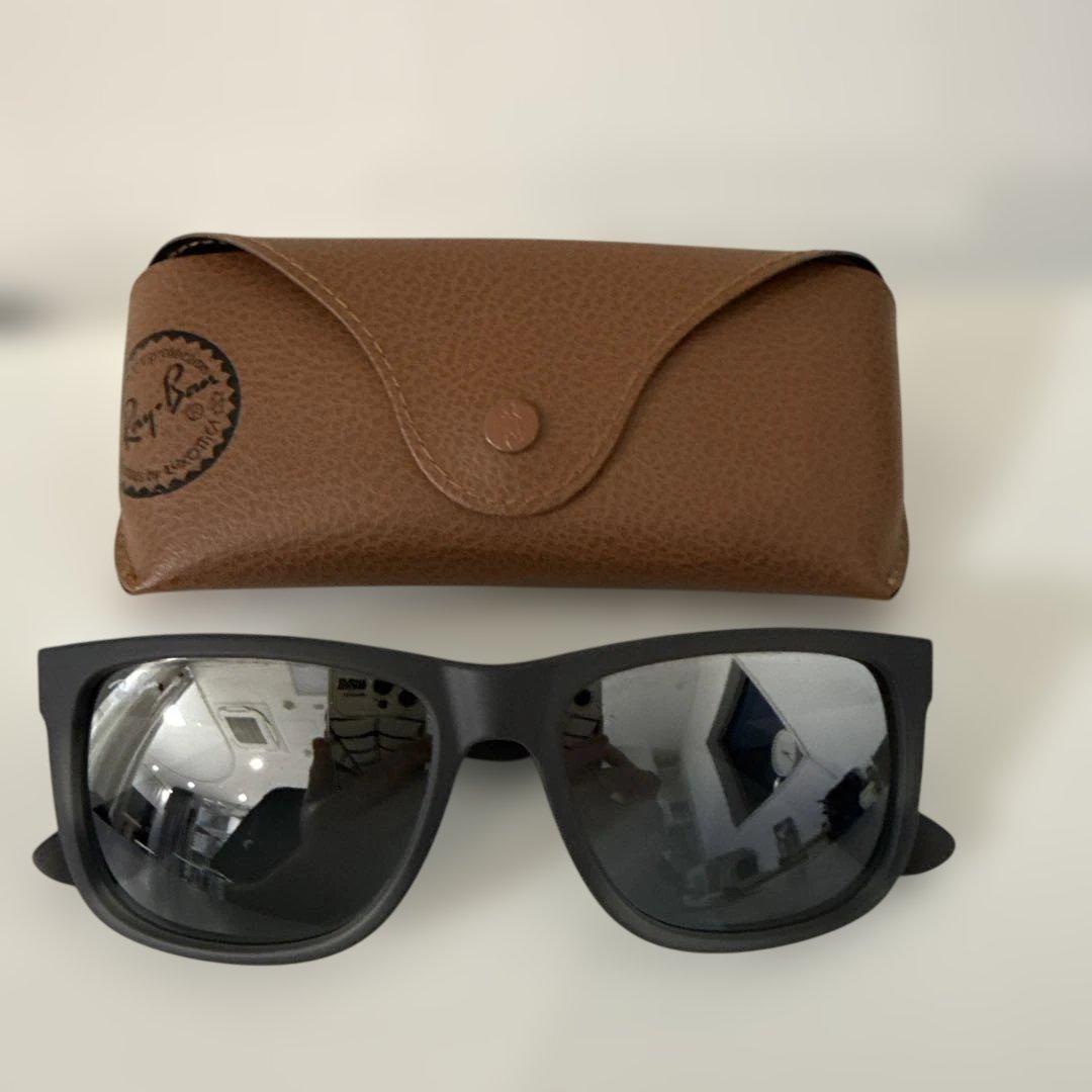 Ray-Ban ブラック サングラス ケース付き - メルカリ