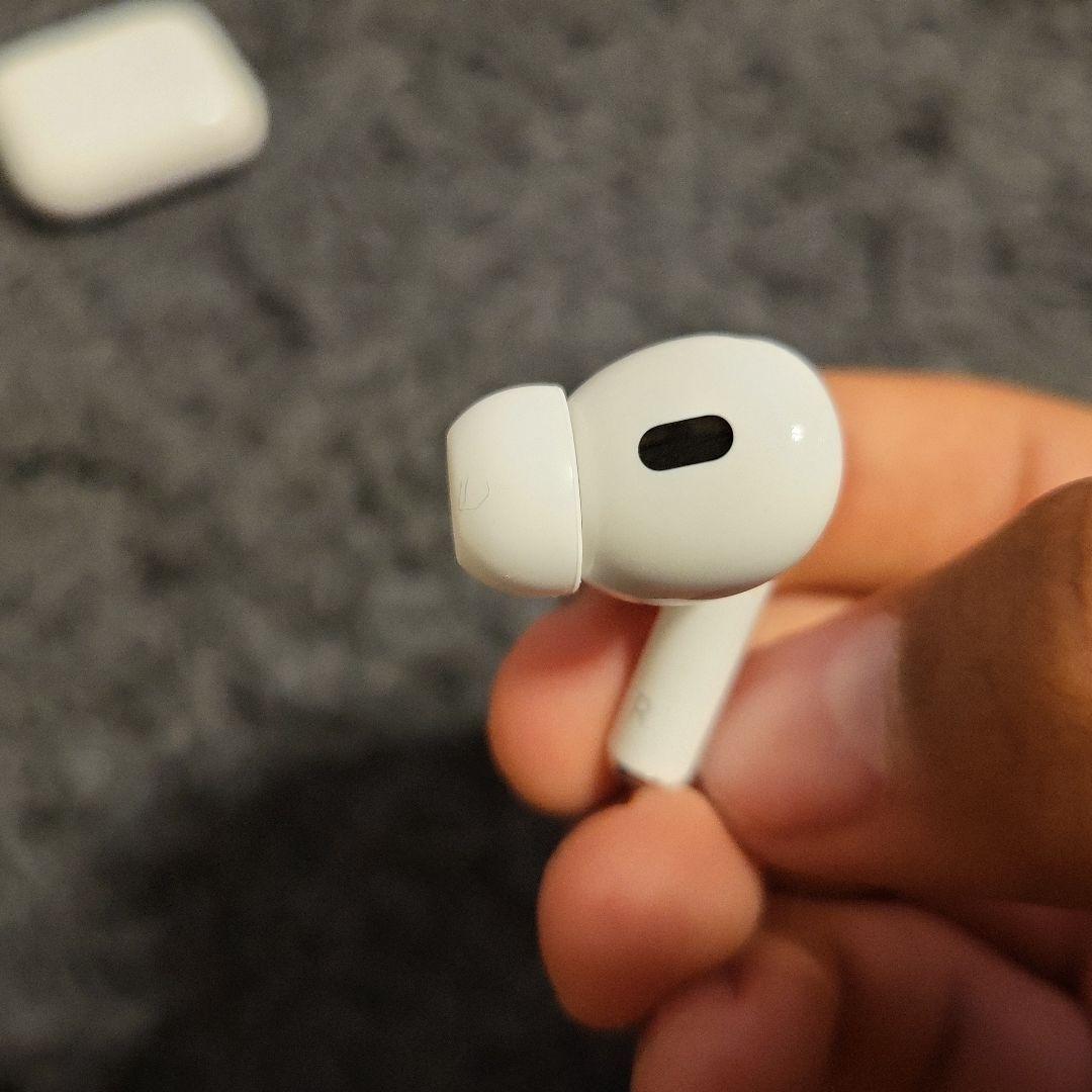 AirPods本体 片耳のみ 左だけ聴こえる AirPods AirPods本体のみ Apple 片耳 箱無し