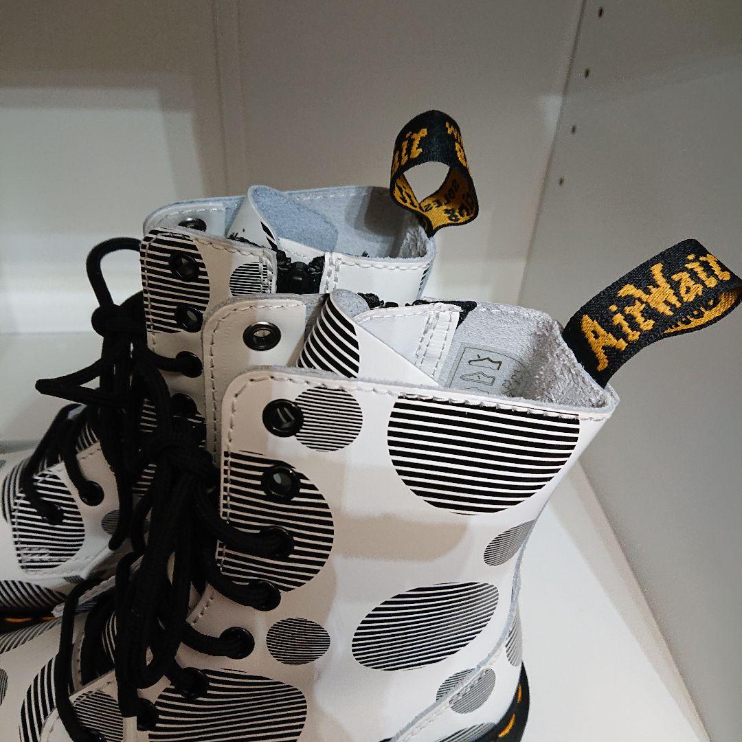 人気商品ランキング 未使用☆【Dr.Martens】JADON POLKA DOT ホワイト