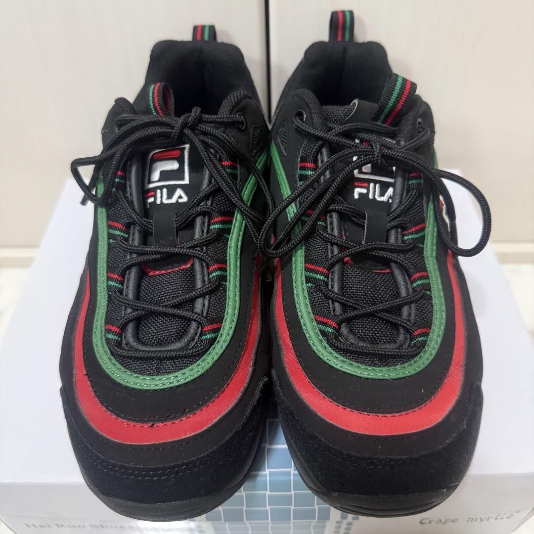 値下げ！美品★FILA スニーカー ブラック23