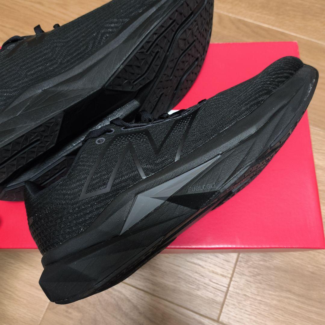 ニューバランス　フューエルセル　プロペルv5 27cm（2E）