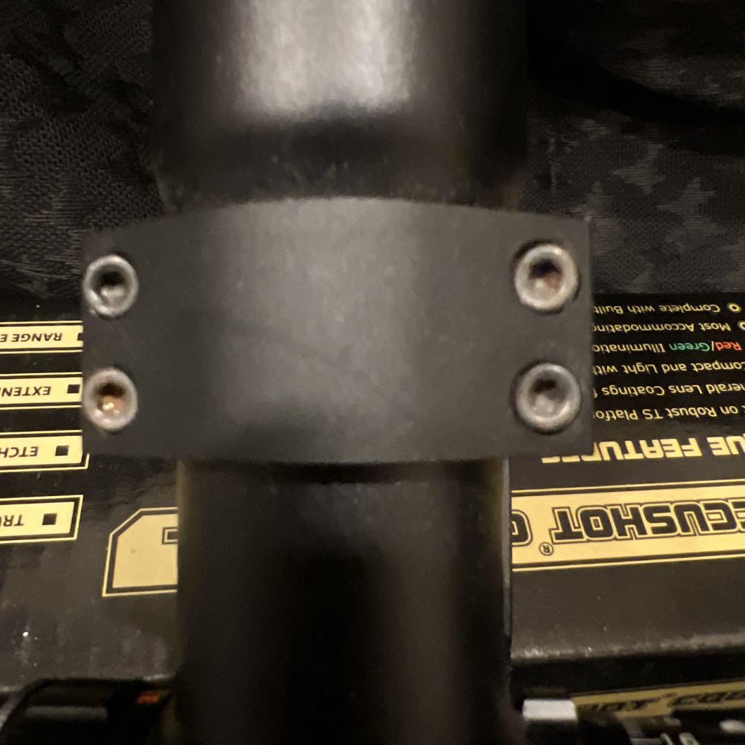 LEAPERS ACCUSHOT 1-4X28 30mm CQBズームスコープ