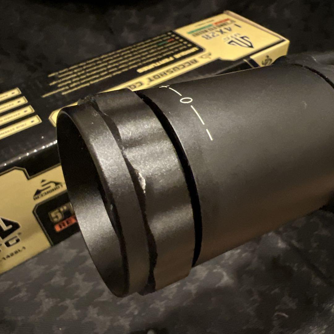 LEAPERS ACCUSHOT 1-4X28 30mm CQBズームスコープ