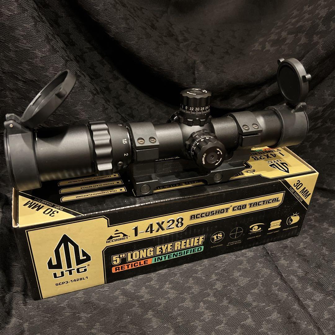 LEAPERS ACCUSHOT 1-4X28 30mm CQBズームスコープ