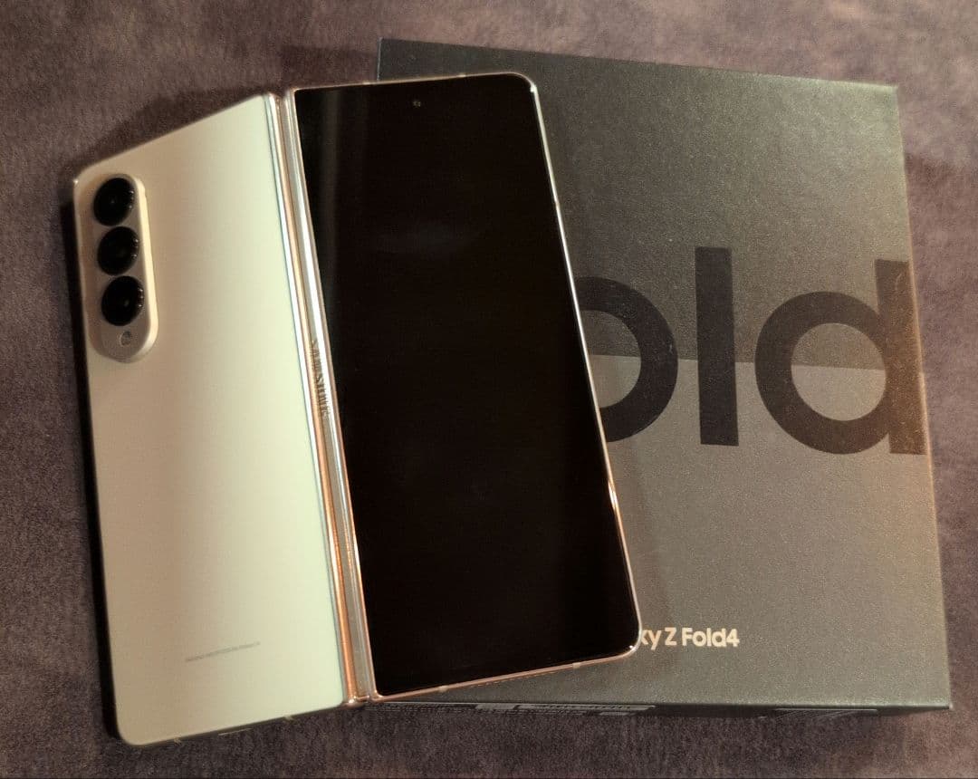 Galaxy ギャラクシー Z Fold4 256GB ジャンク　ベージュ