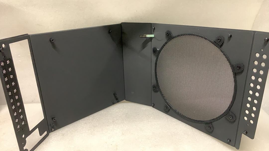 GEOMETRIC FUTURE ポータブルデスクトップPCケース 現状品