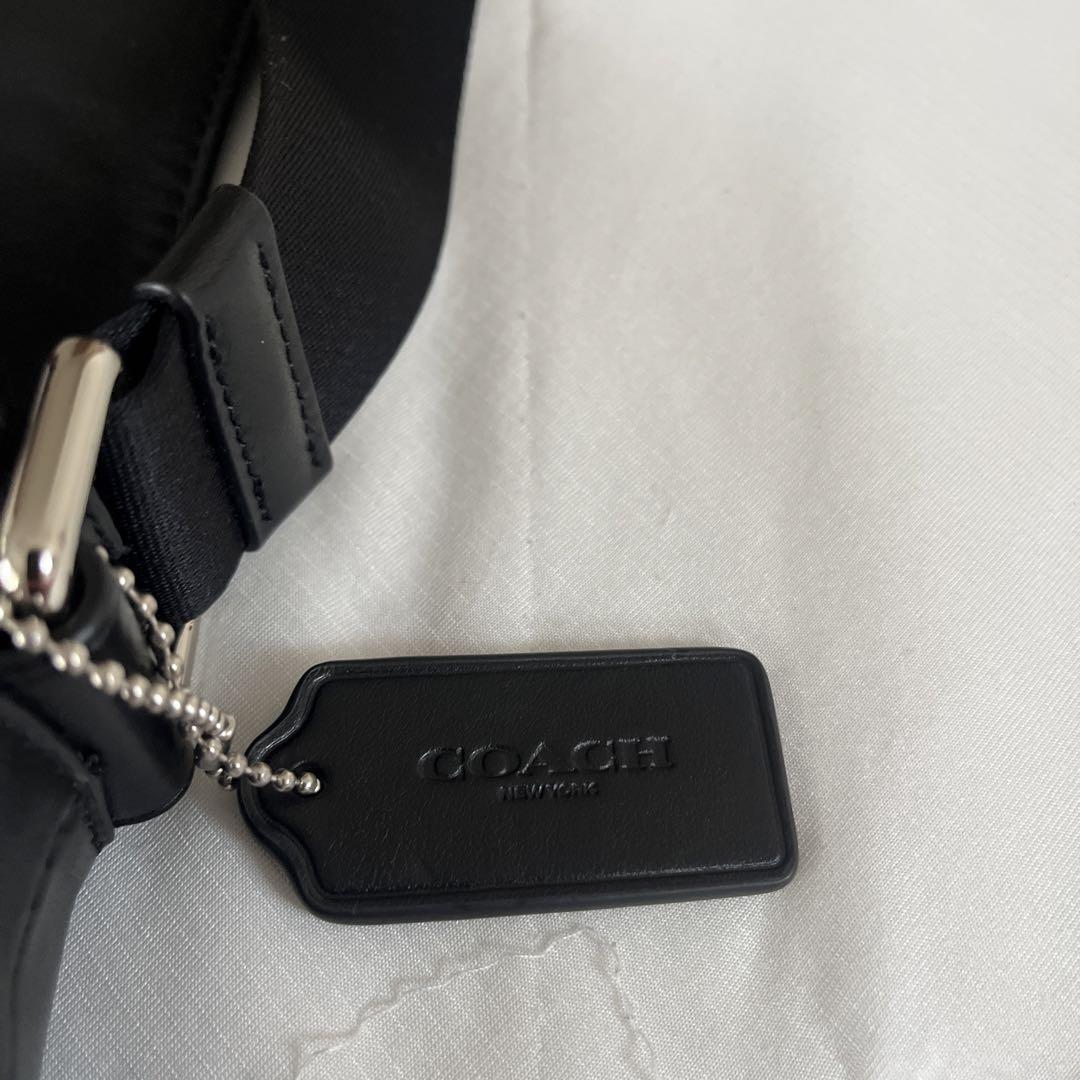 Coach コーチ