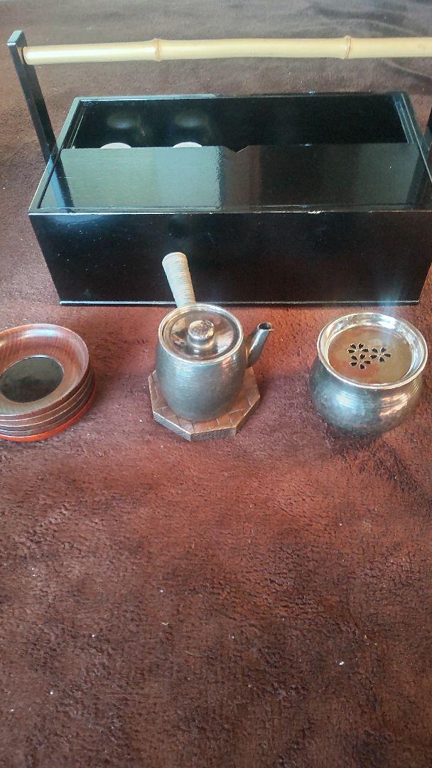 【特別送料無料！】 黒い木製重箱 工芸品 急須は巧益造 茶器、茶道具セット 工芸品