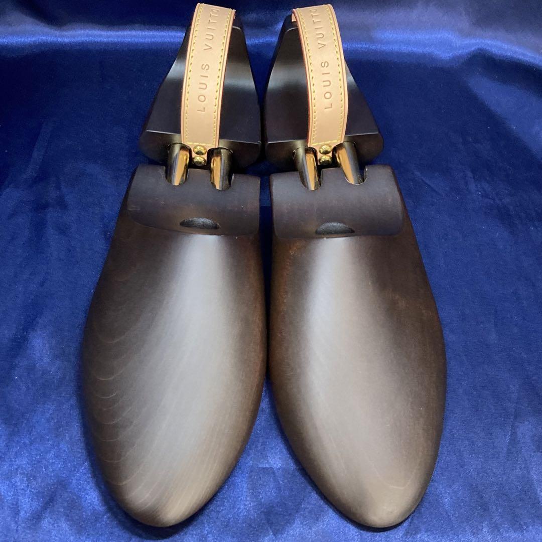 LOUIS  VUITTON ルイヴィトン シューキーパー ブラウン 木製 12,799円