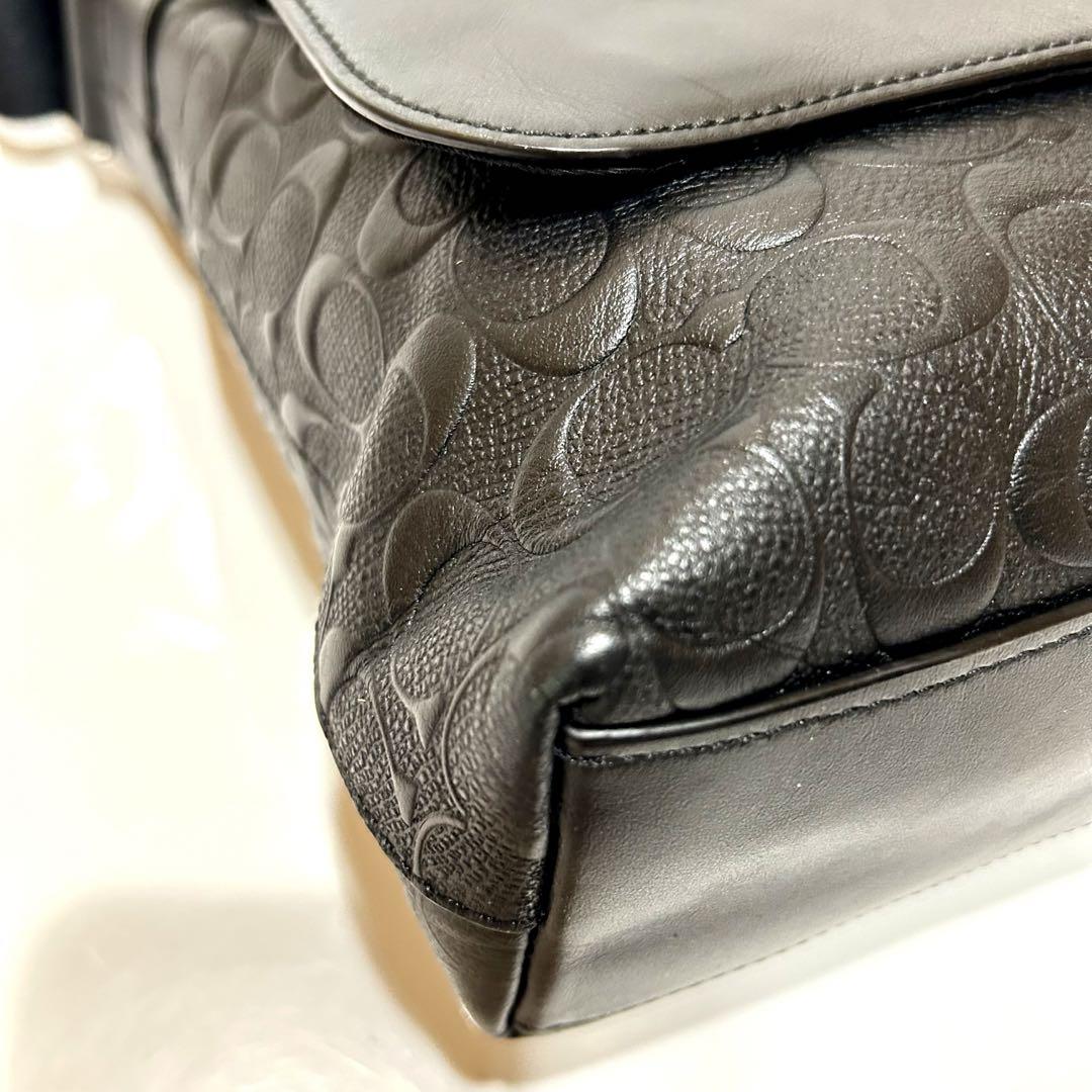 【美品】　COACH ショルダーバッグ　レザー　シグネチャー　エンボス