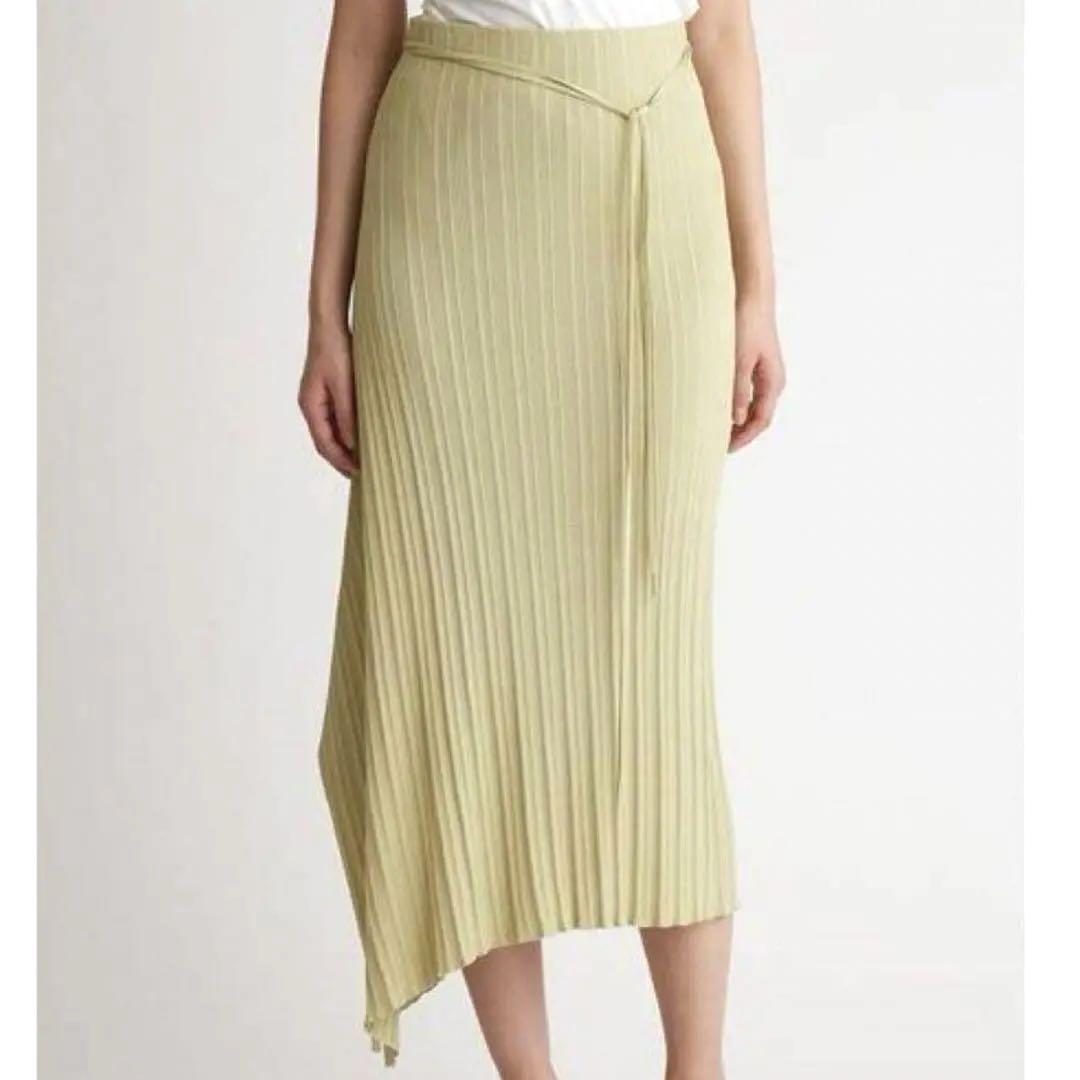 ★美品★ MILAOWENアシンメトリーフレアスカート ライトグリーンSスリット