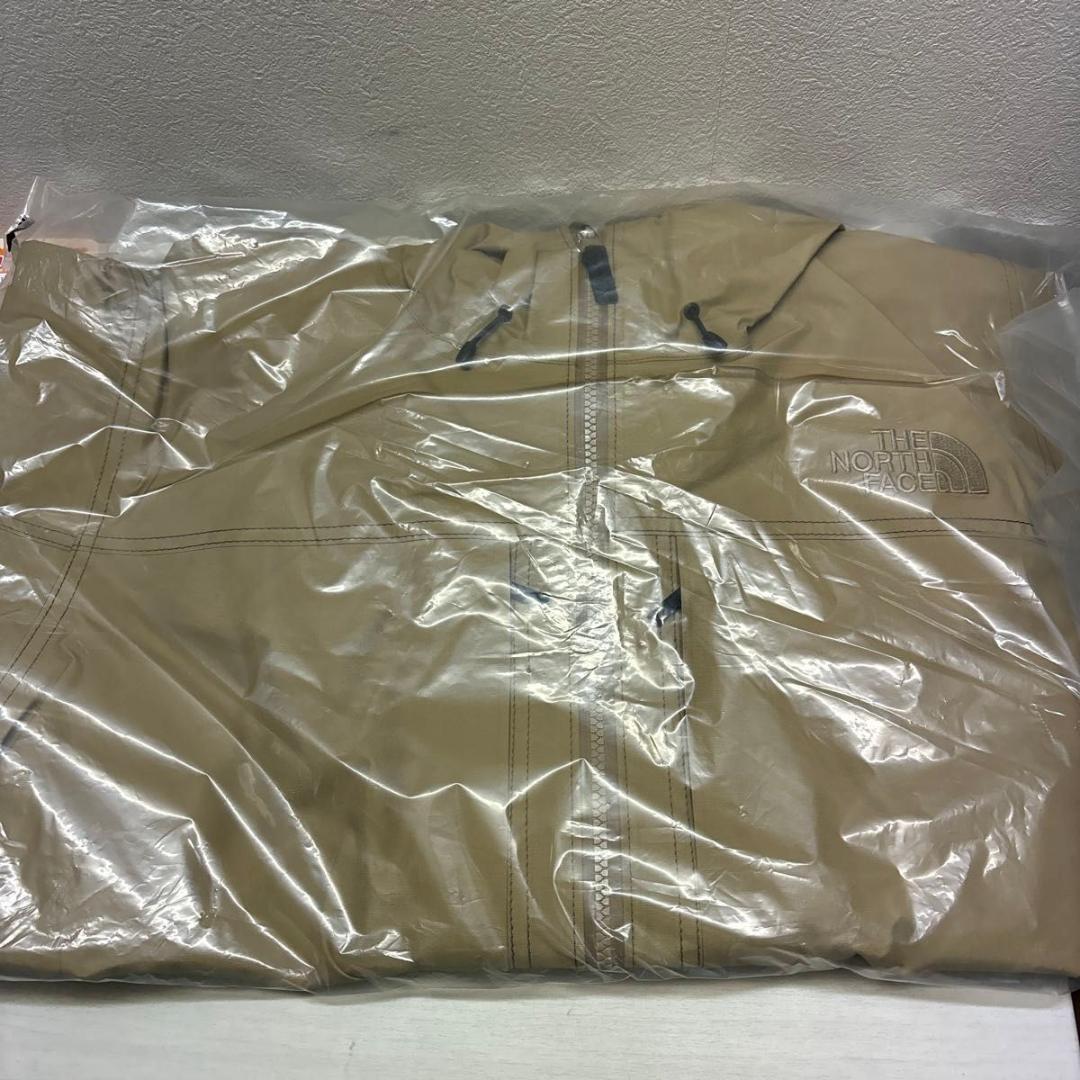 HIKERS’ JACKET