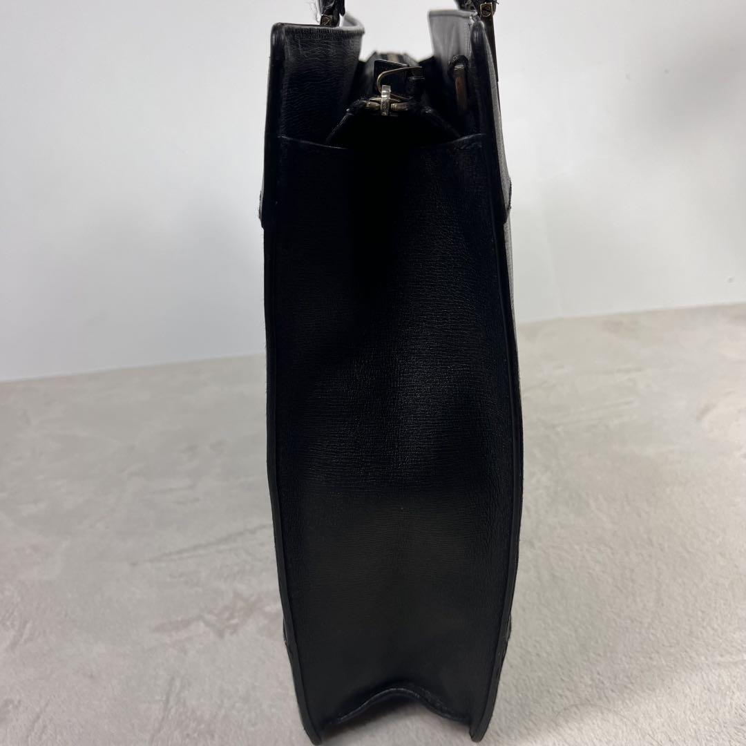 希少 GUCCI A4可能 ハンドバッグ ビジネスバッグ　レザー 黒　大容量