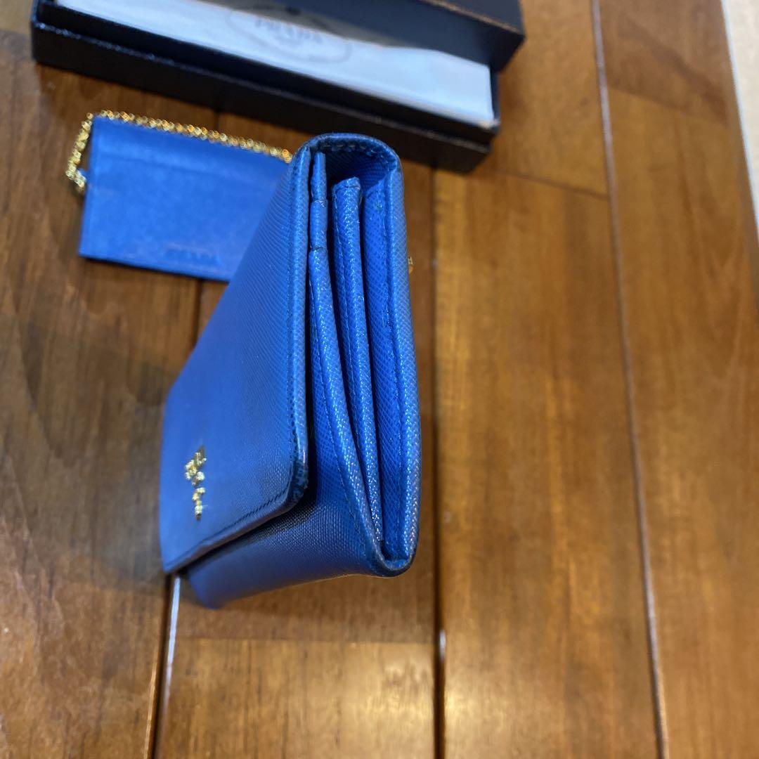 PRADA 二つ折り財布 青