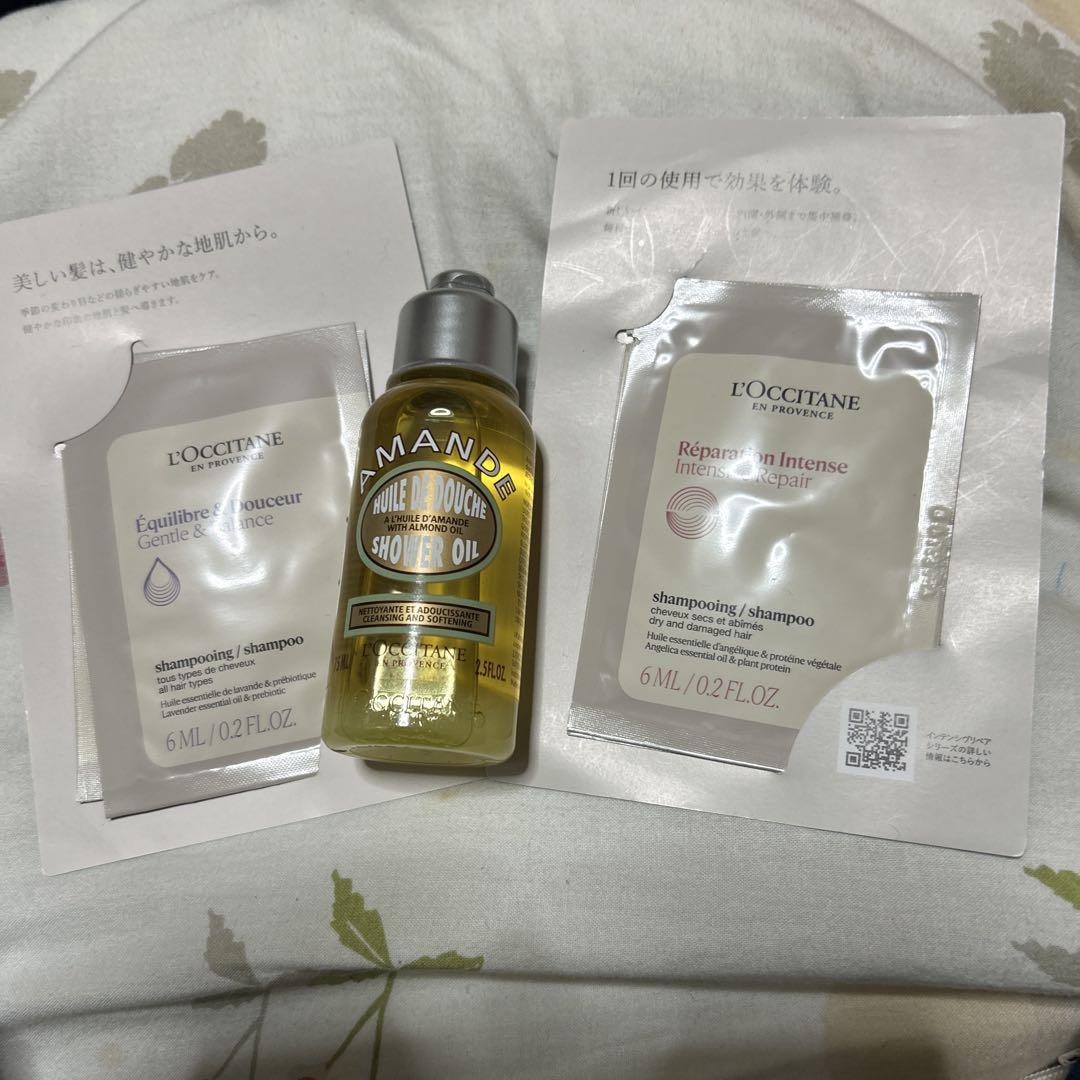 ロクシタン　ディバインパールズ　14850円　おまけ付き