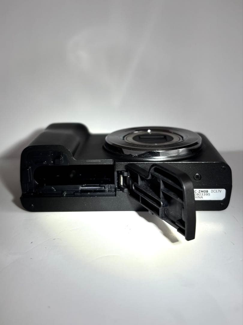 【完動品】Kenko KC-ZM08 デジタルカメラ ブラック