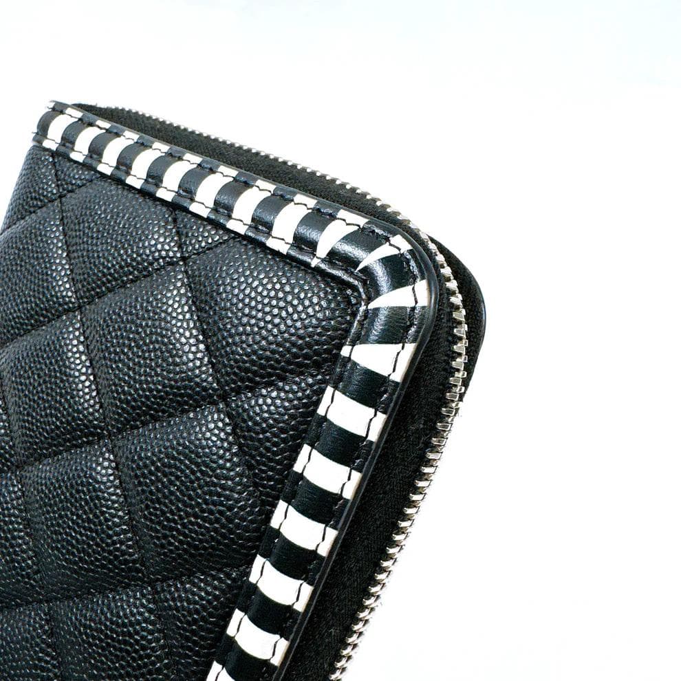 シャネル ココマーク キャビアスキン ラウンドファスナー長財布 ブラックホワイト