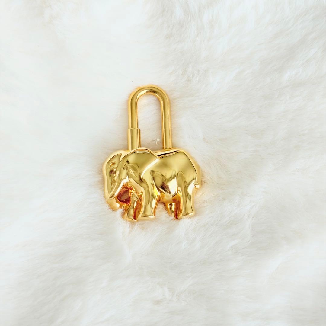 HERMES(エルメス) カデナ エレファント 象 ゴールド - メルカリ HERMES(エルメス) カデナ エレファント 象 ゴールド - メルカリ