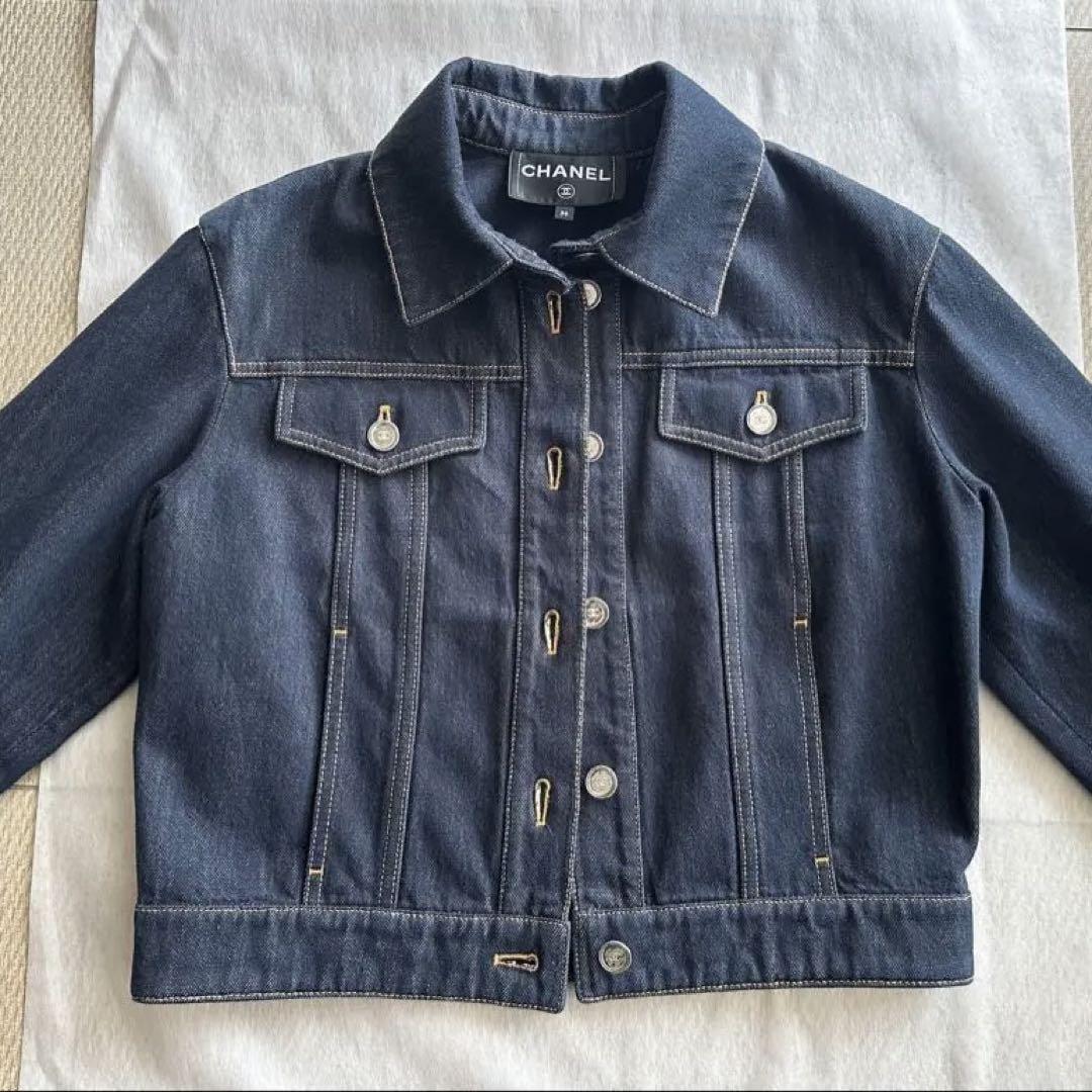 CHANEL 2024/25年クルーズコレクション デニムジャケット CHANEL 2024/25年クルーズコレクション デニムジャケット