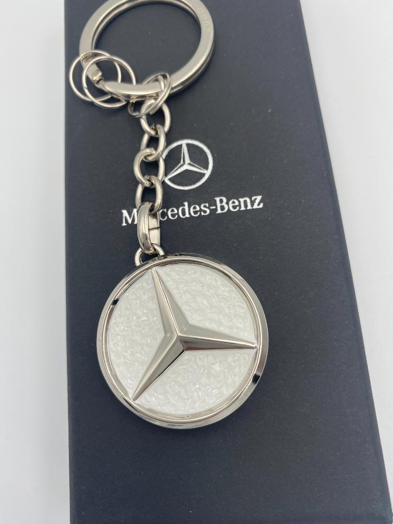 Mercedes Benz】メルセデスベンツ キーホルダー キーリング 白 小物