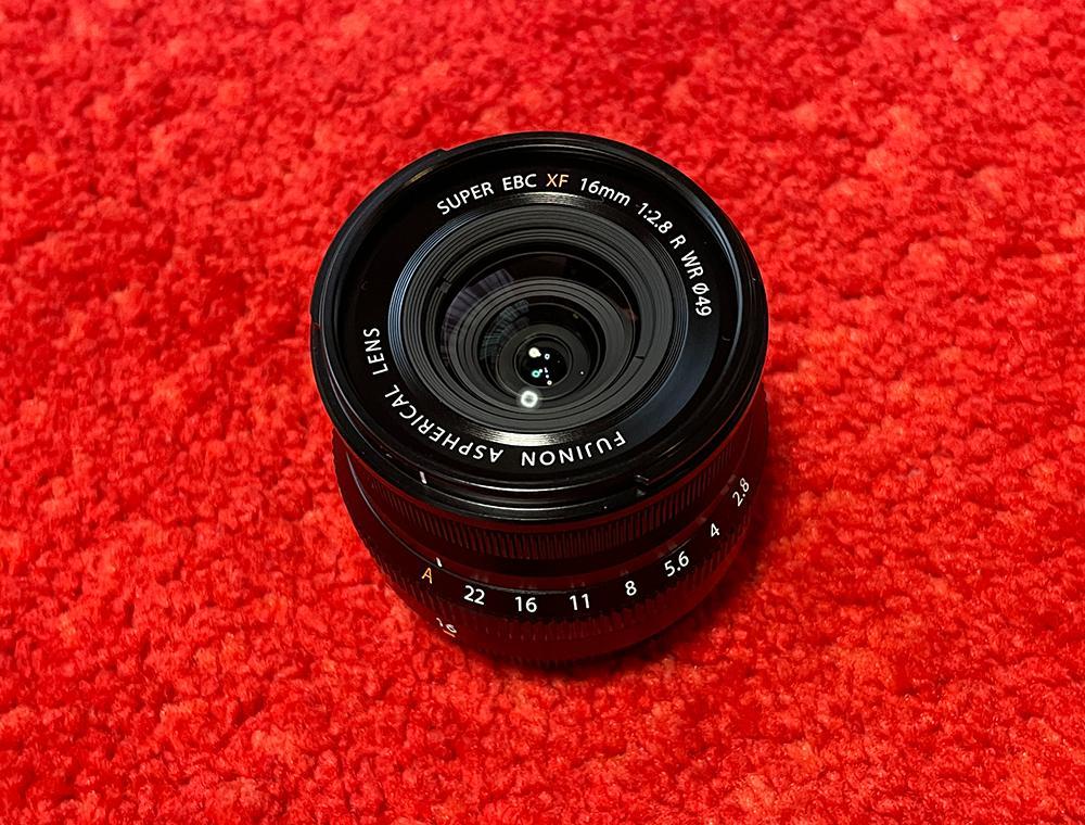 正規店新作 美品 FUJIFILM 交換レンズ XF16mmF2.8 R WR B vHBRK-m23768071427 高品質セール