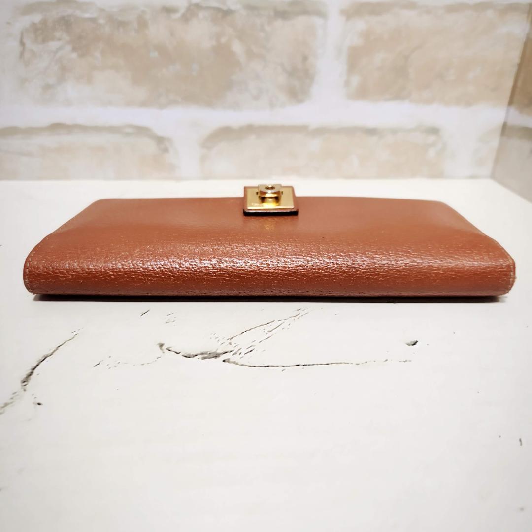 ☆Ferragamo【フェラガモ】ピッグスキン 二つ折り長財布