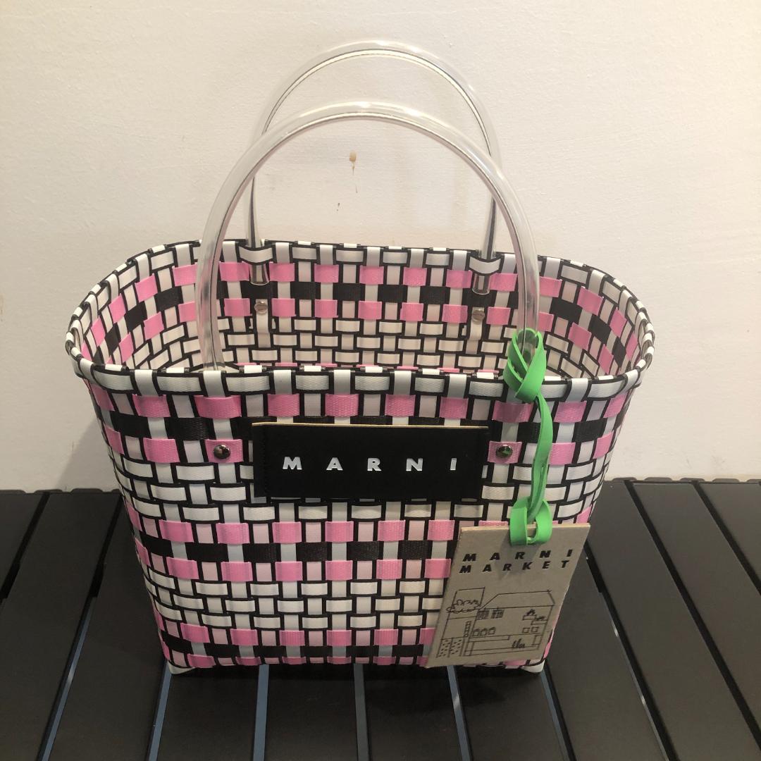 MARNI かごバッグ 中型 ピンク ブラック ホワイト - メルカリ