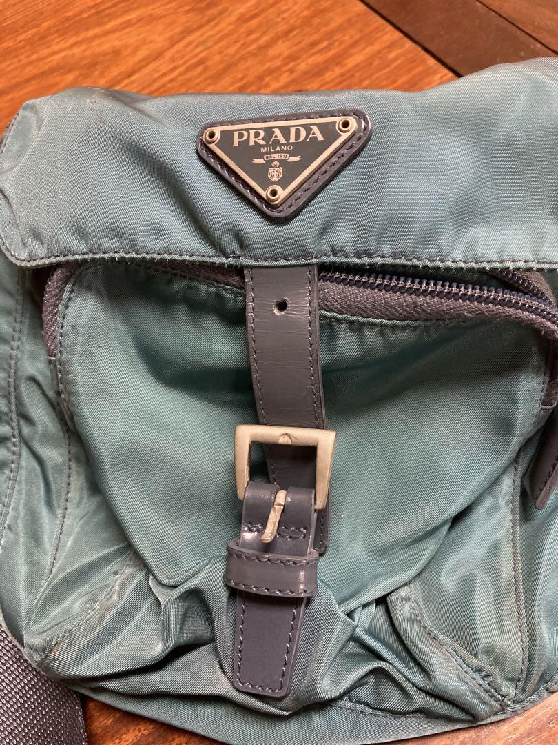 し*す様 【ほぼ未使用】　PRADA iPhone13ケース　クリスタル　希少 PRADAレザー カードポケット付きiPhone13pro maxケース