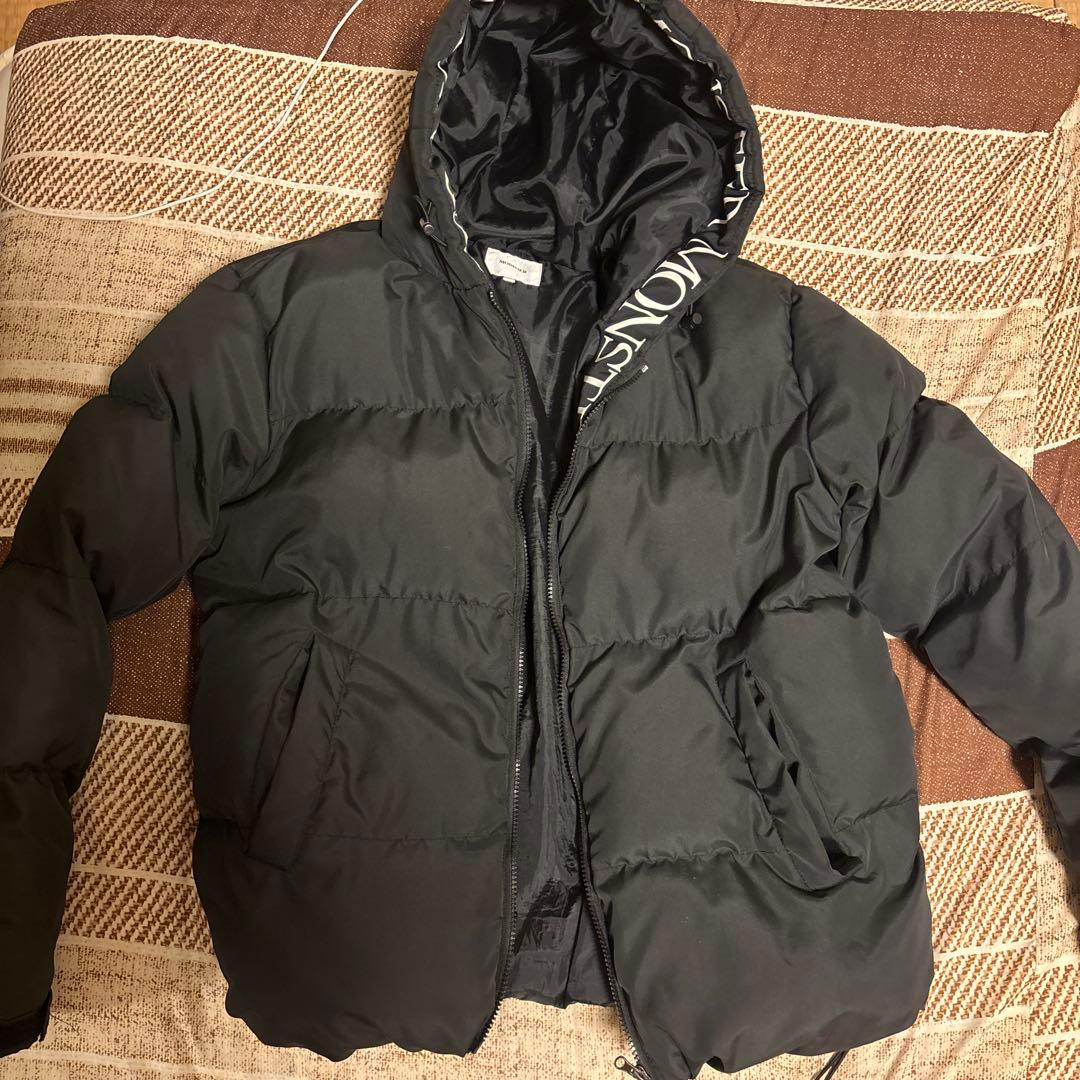 MONSTER ロゴ入り ブラックダウンジャケットXL(LL)