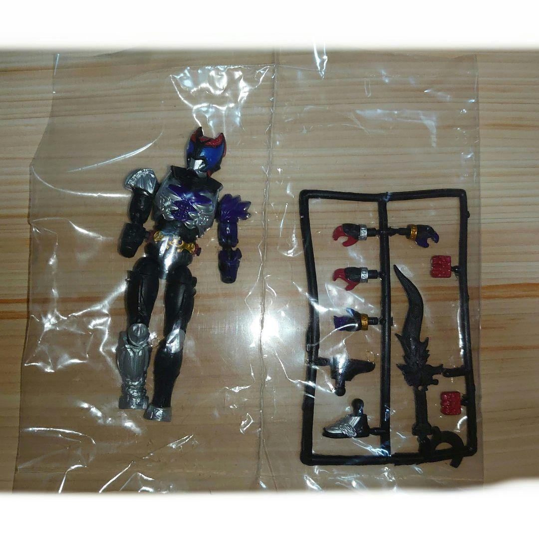 セール 登場から人気沸騰 仮面ライダー series revive motion キバ バッシャー ガルル 特撮