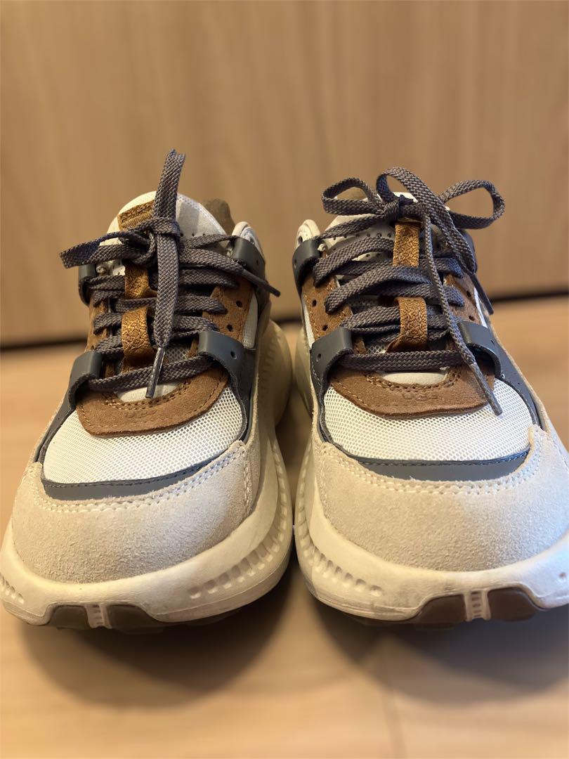 【美品】状態◎UGGスニーカー　23cm