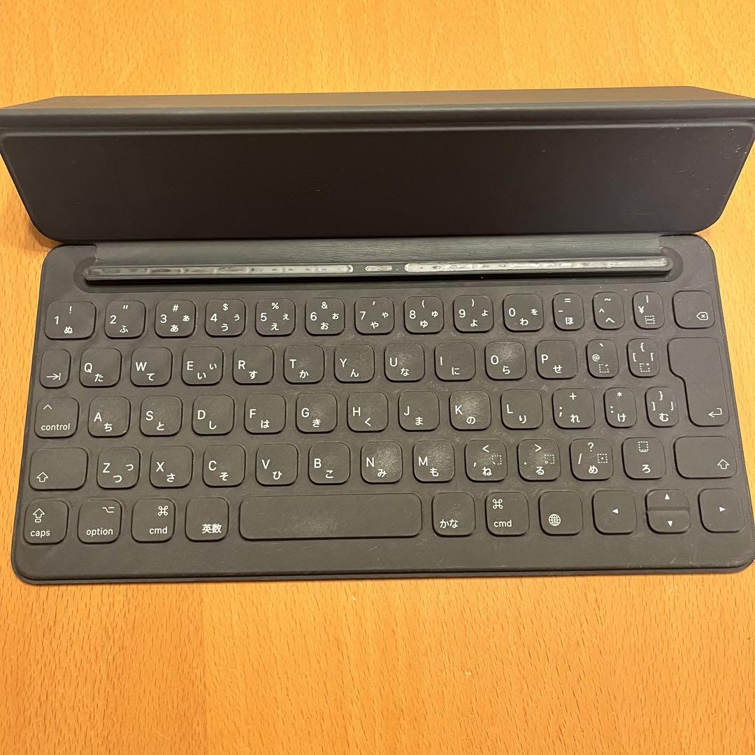 【美品】Apple iPad Smart Keyboard MPTL2J/A MPTL2J/A Smart Keyboard iPad Pro 10.5