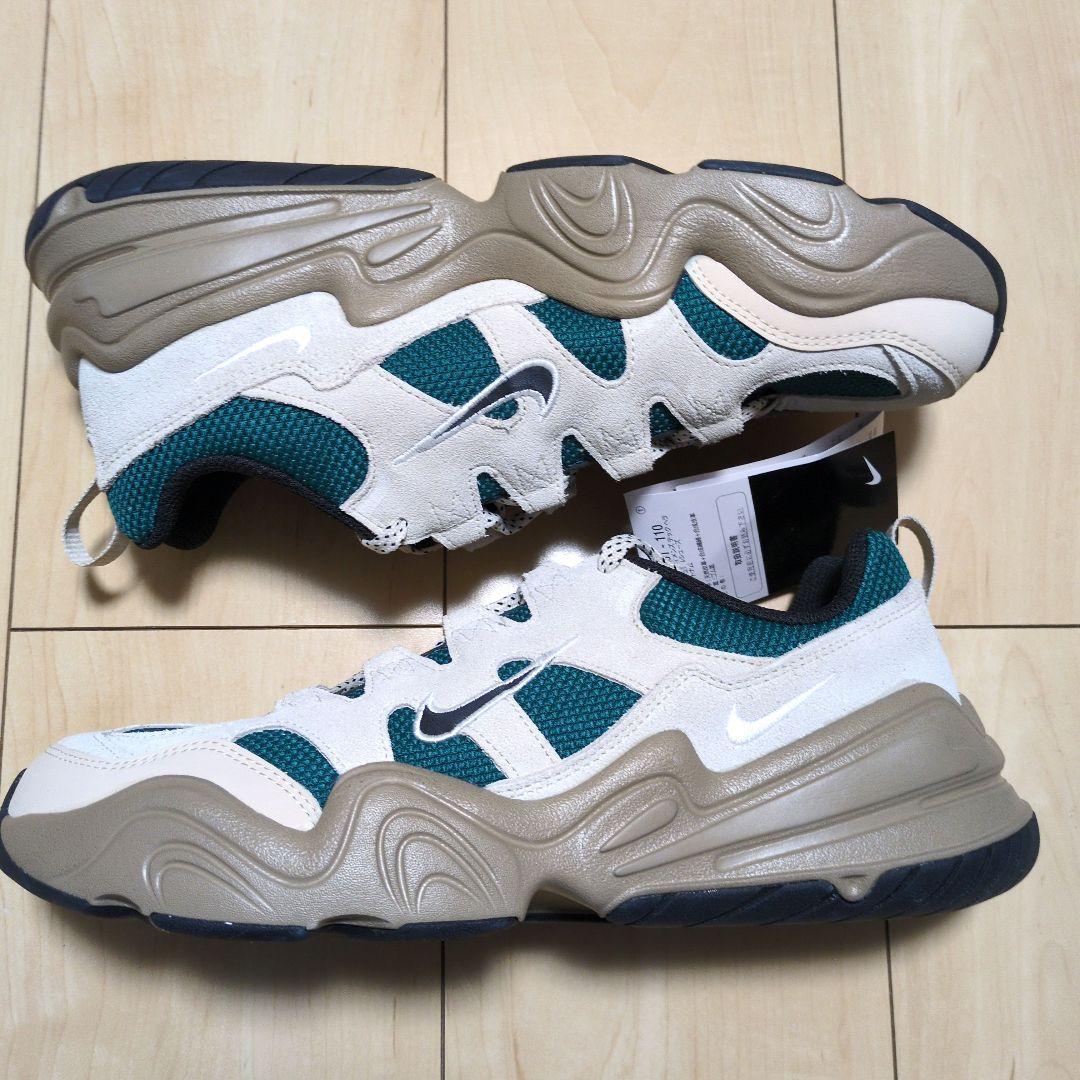 NIKE TECH HERA 27.5cm