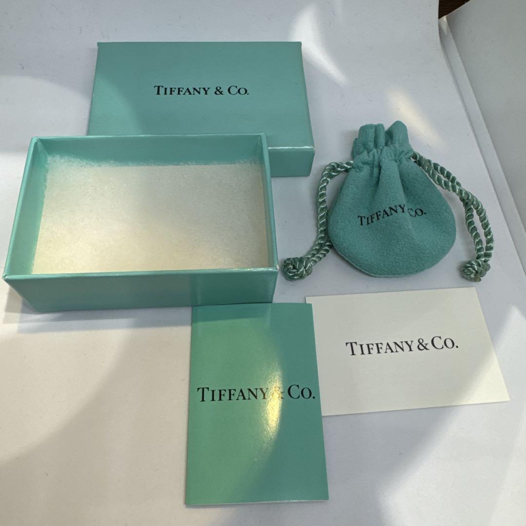 Tiffany & Co. ラビングハート ピアス