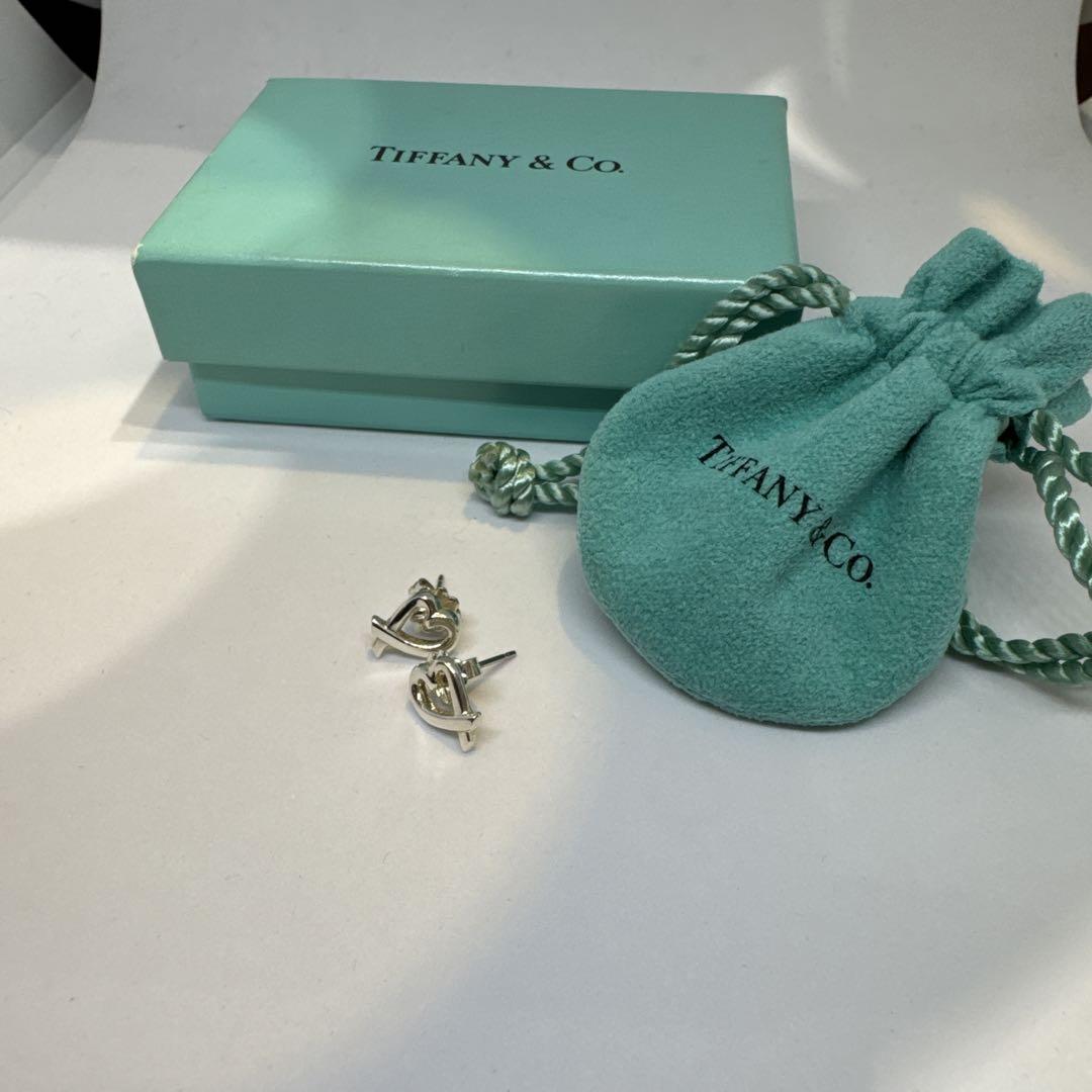 Tiffany & Co. ラビングハート ピアス