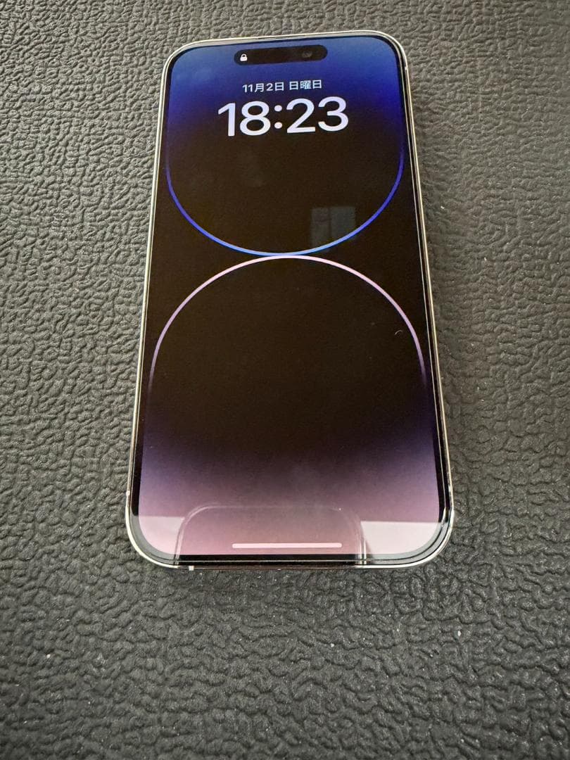 シルバー 512GB目立った傷や汚れなし