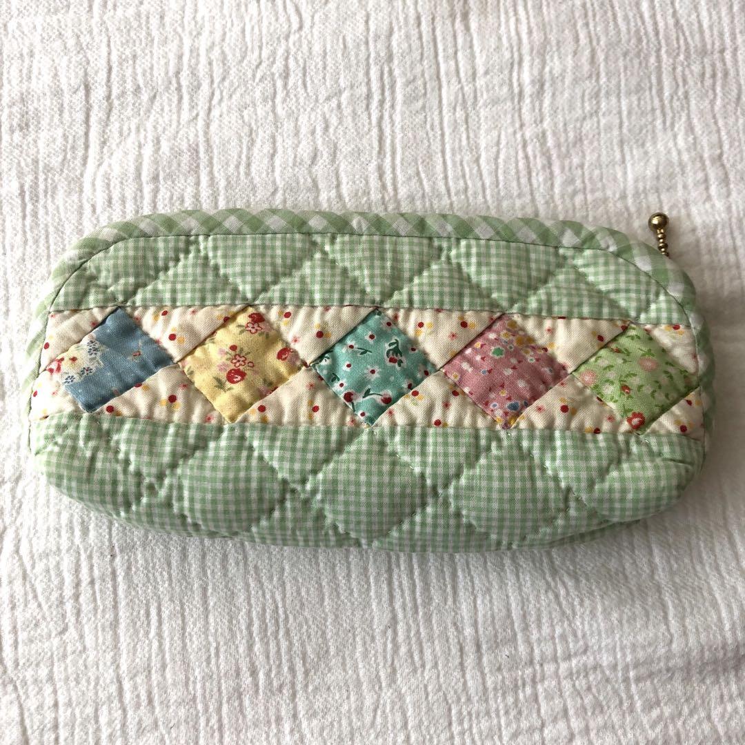 ハンドメイド ポーチ ペンケース マルチケース パッチワーク 30s