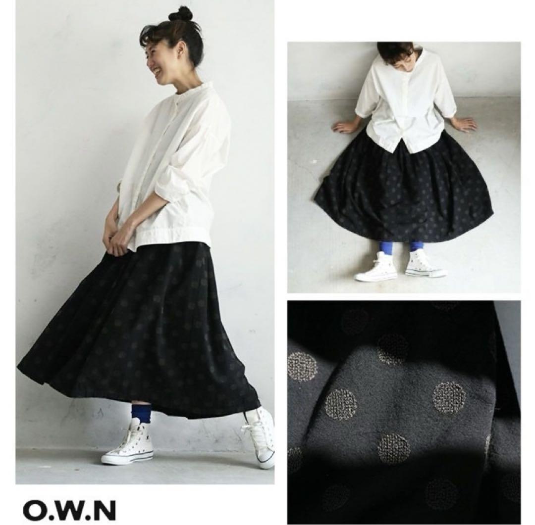 SOULBERRYソウルベリーO.W.N モノトーンなドット刺繍スカート SOULBERRYソウルベリーO.W.N モノトーンなドット刺繍スカート