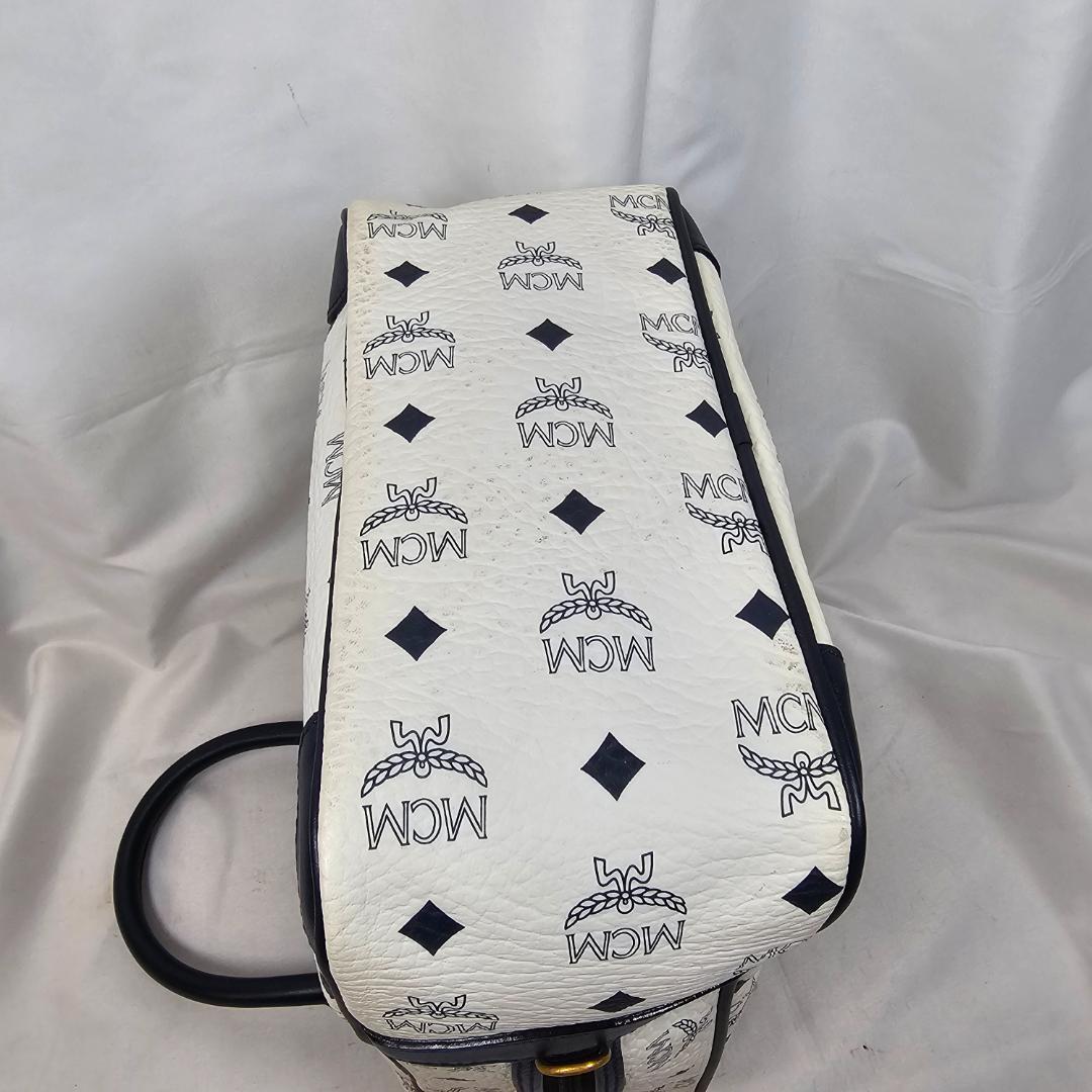 MCM ホワイトレザーバッグ D2584 バッグ