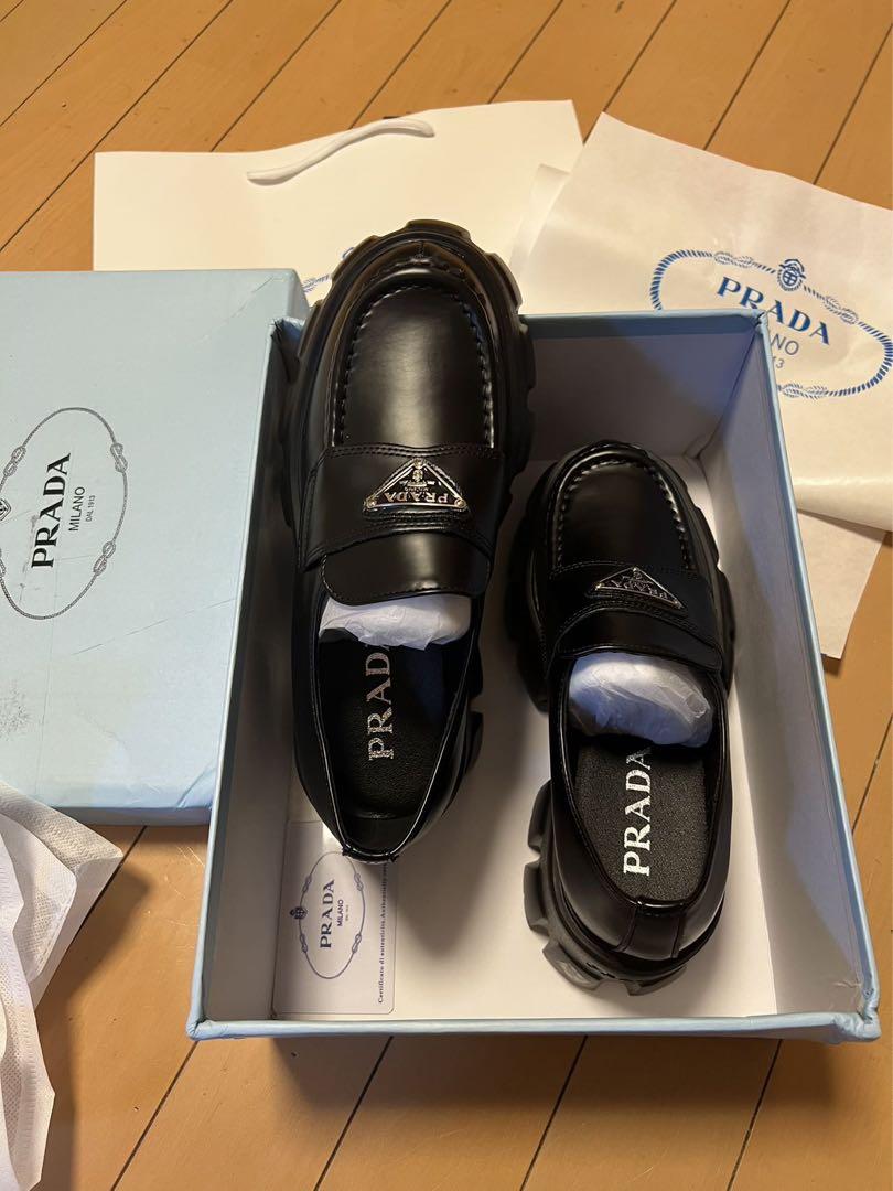 大人気PRADA プラダモノリス ローファー 23.5cm