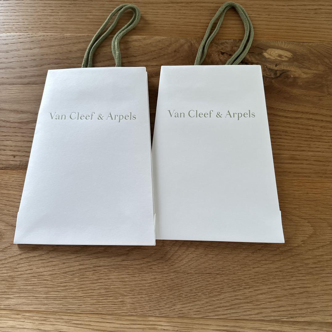 ヴァンクリーフ&アーペル　ジュエリーケース　ショップ袋