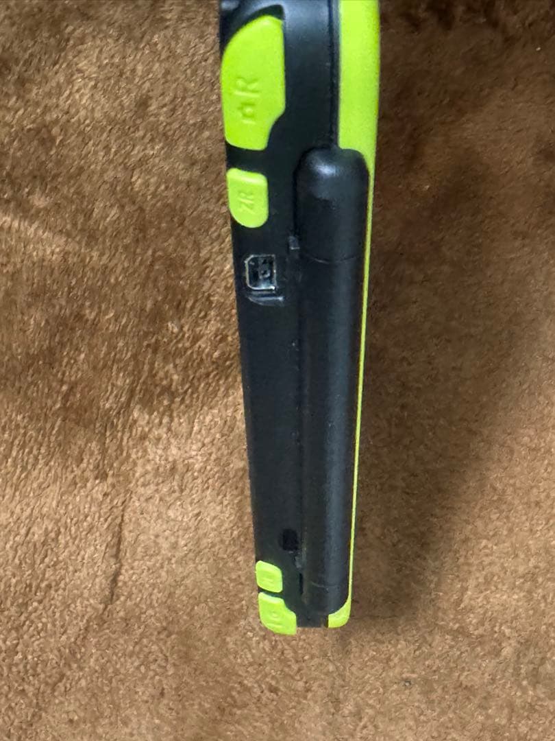 New ニンテンドー2DS LL ブラック×ライム　本体のみ