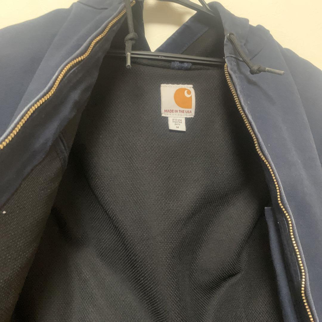 Carhartt ネイビーフルジップジャケット
