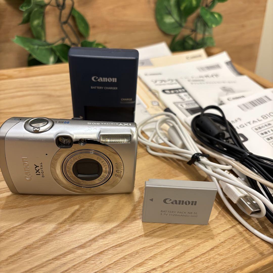 Canon IXY Digital 810IS イクシー　デジカメ　コンデジ