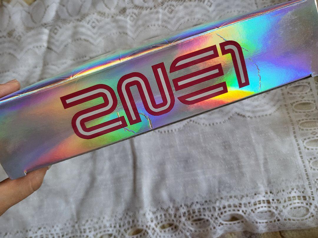 2NE1 ペンライト 2点セット おまけ付き