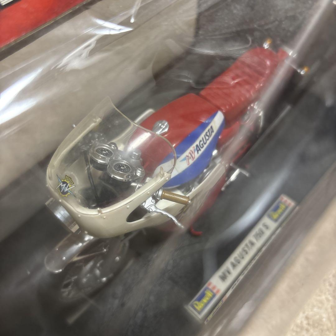 オートバイ・バイク Revell MV Agusta Street Racer 1/12