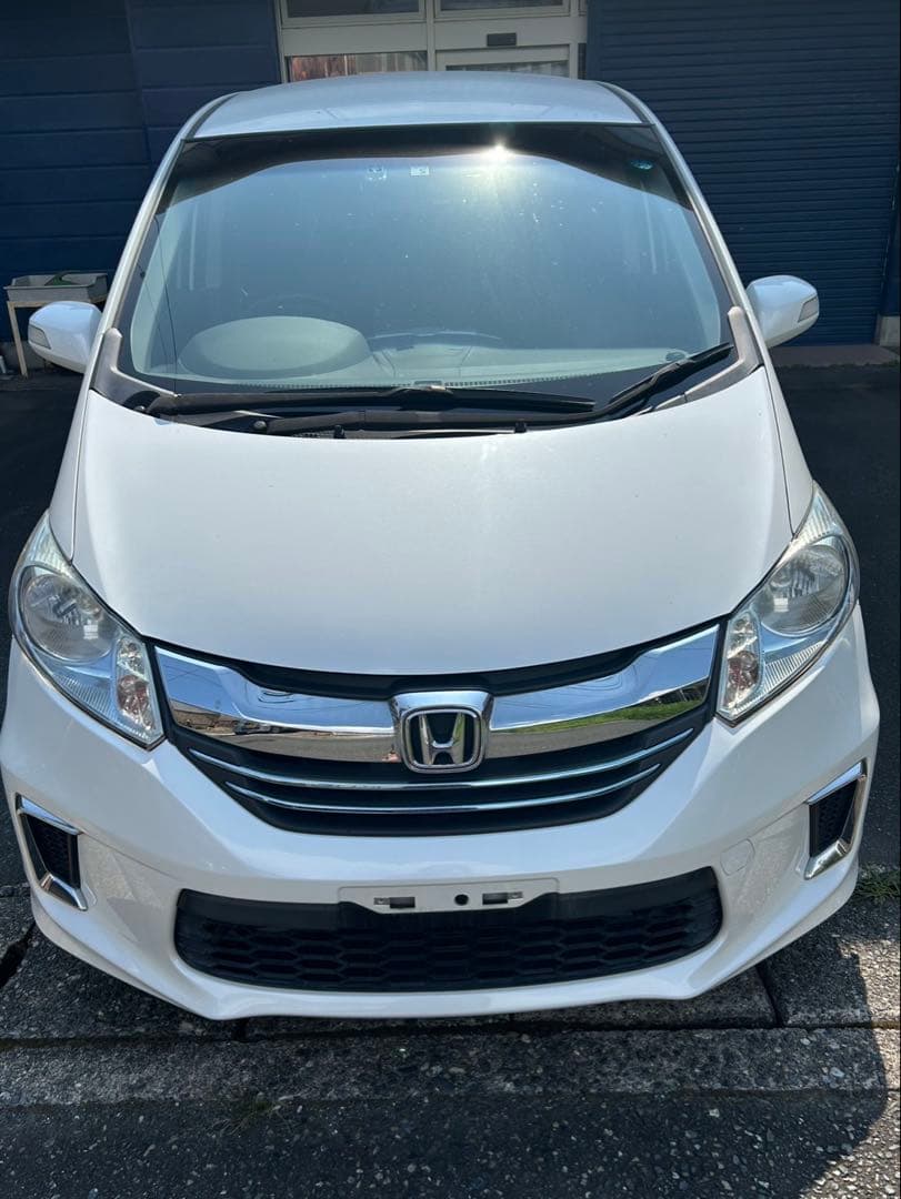 ホンダ HONDA フリード ハイブリッド 平成28年式 ナビ フリップダウン