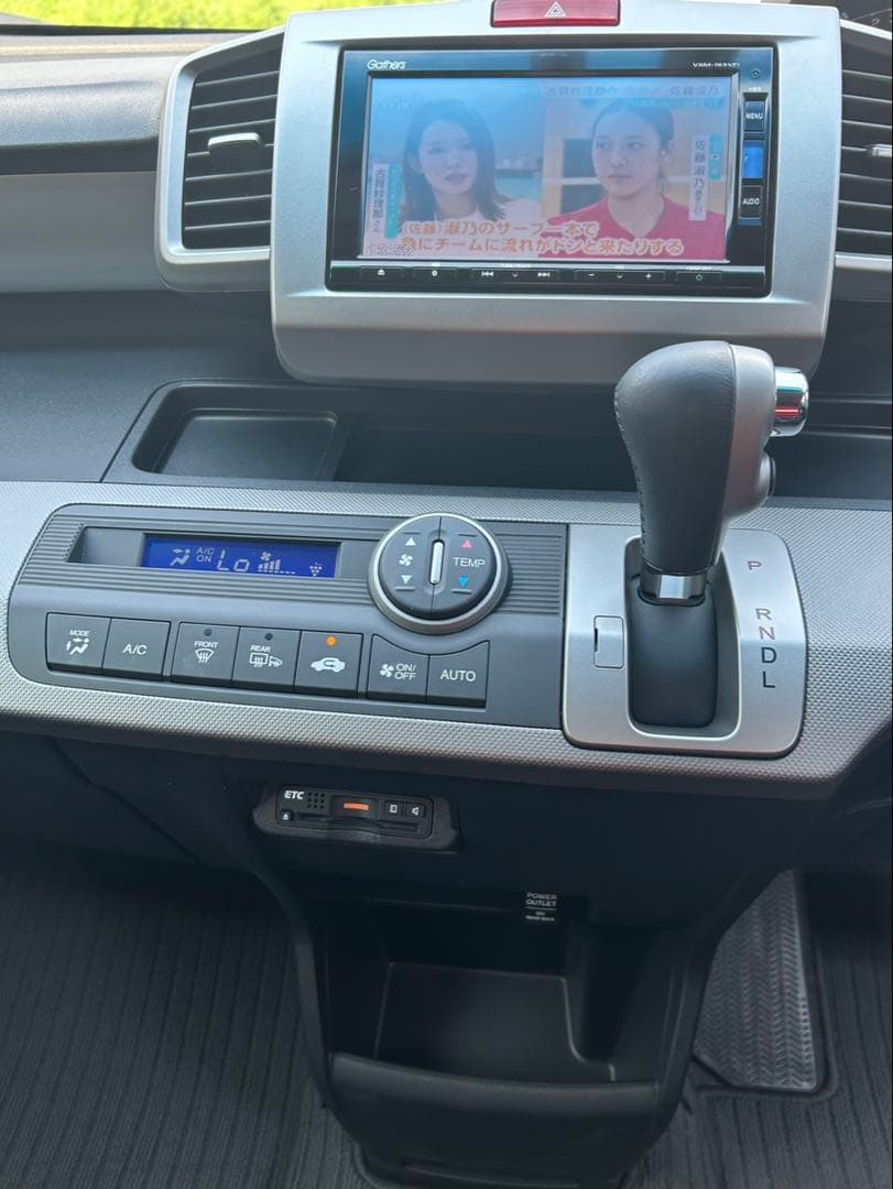 ホンダ HONDA フリード ハイブリッド 平成28年式 ナビ フリップダウン