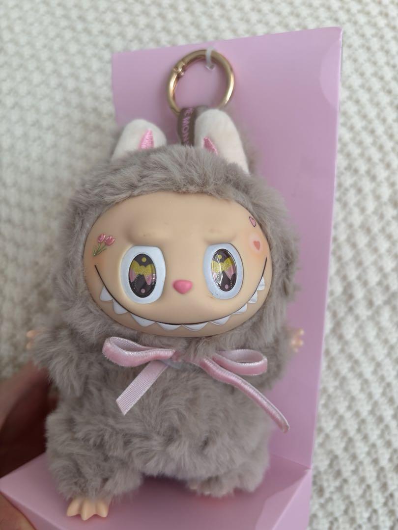 ZIMOMO labubu ふわふわリボン 新品）Zimomo 海外限定Labubu ふわふわビックリボン - メルカリ